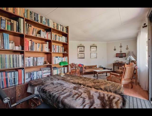 5 BEDROOM HOUSE FOR SALE IN ROOIHUISKRAAL